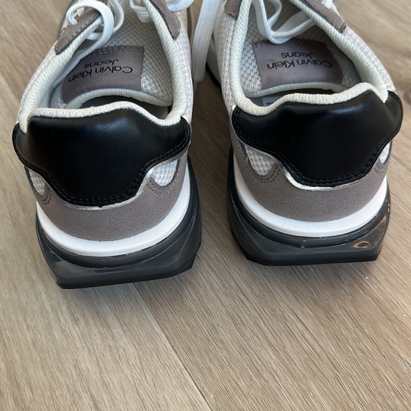 Calvin Klein Platform Plain Toe Round Toe Rubber Sole Lace-up sneakers  size 7 - Picture 6 of 10